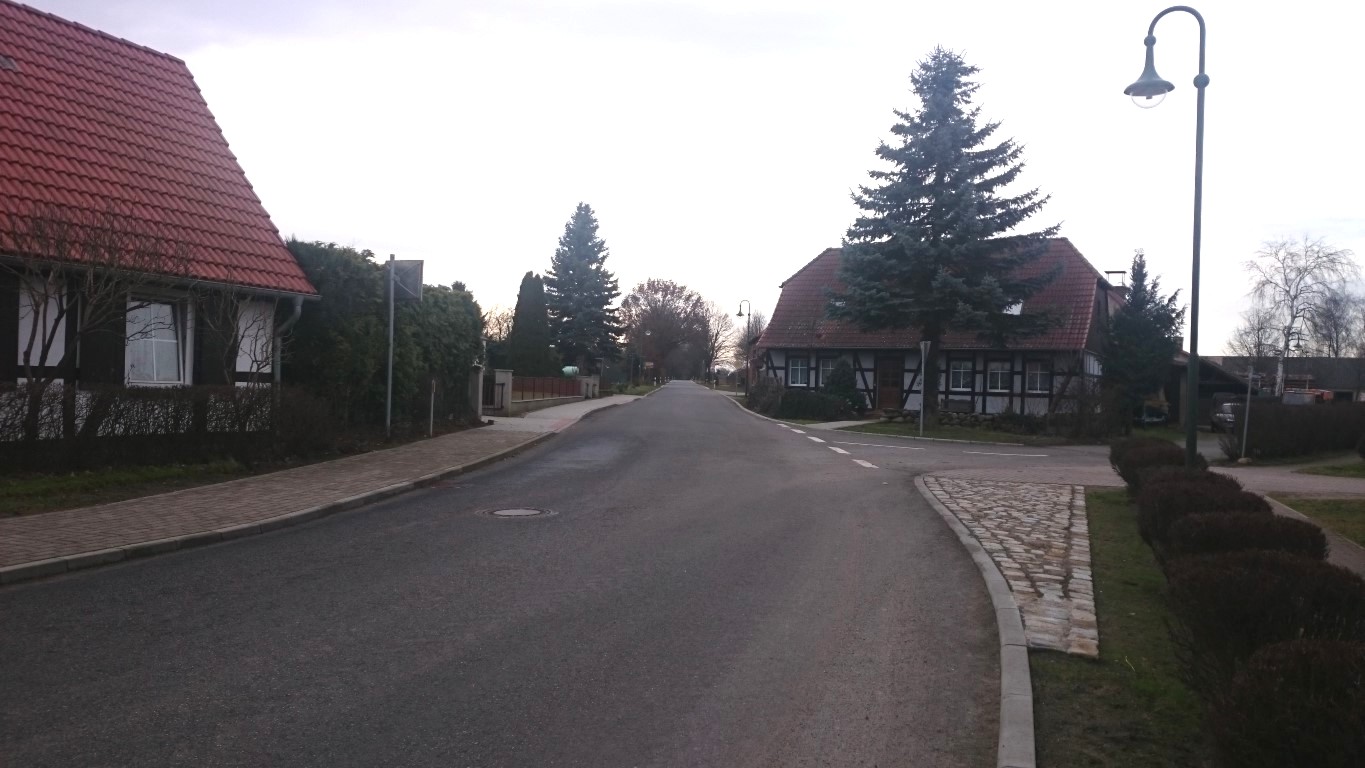 Dorfstrasse Wernikow 2015