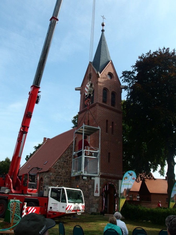 Turmfest Bekrönung Wernikower Feldsteinkirche